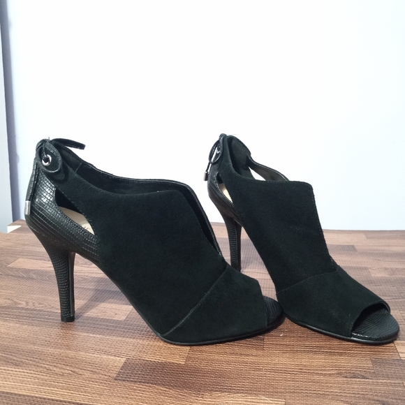 Nine West Shoes - Nine West Black Open Toe High Heels